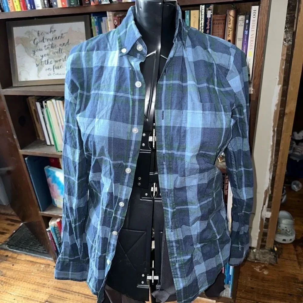 J Crew blue tartan plaid heathered cotton XS button down shirt